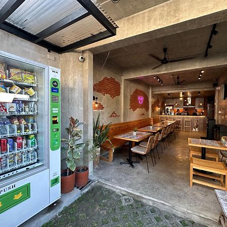 Shorebreak Hostel Сан Хуан Екстериор снимка